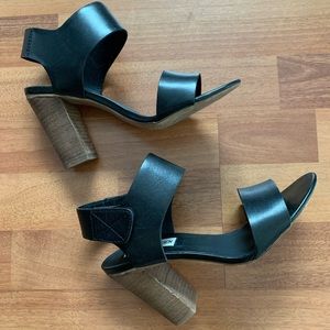Steve Madden black heeled sandals
